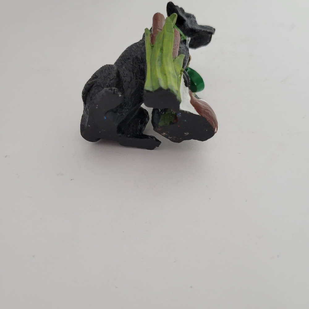 Vintage Ducks Unlimited Labrador With Duck/ Hunting Christmas Ornament - Picture 4 of 4